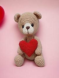 KIRMIZI KALPLİ AYICIK