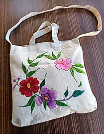 NAKIŞ İŞLEMELİ ÇANTA